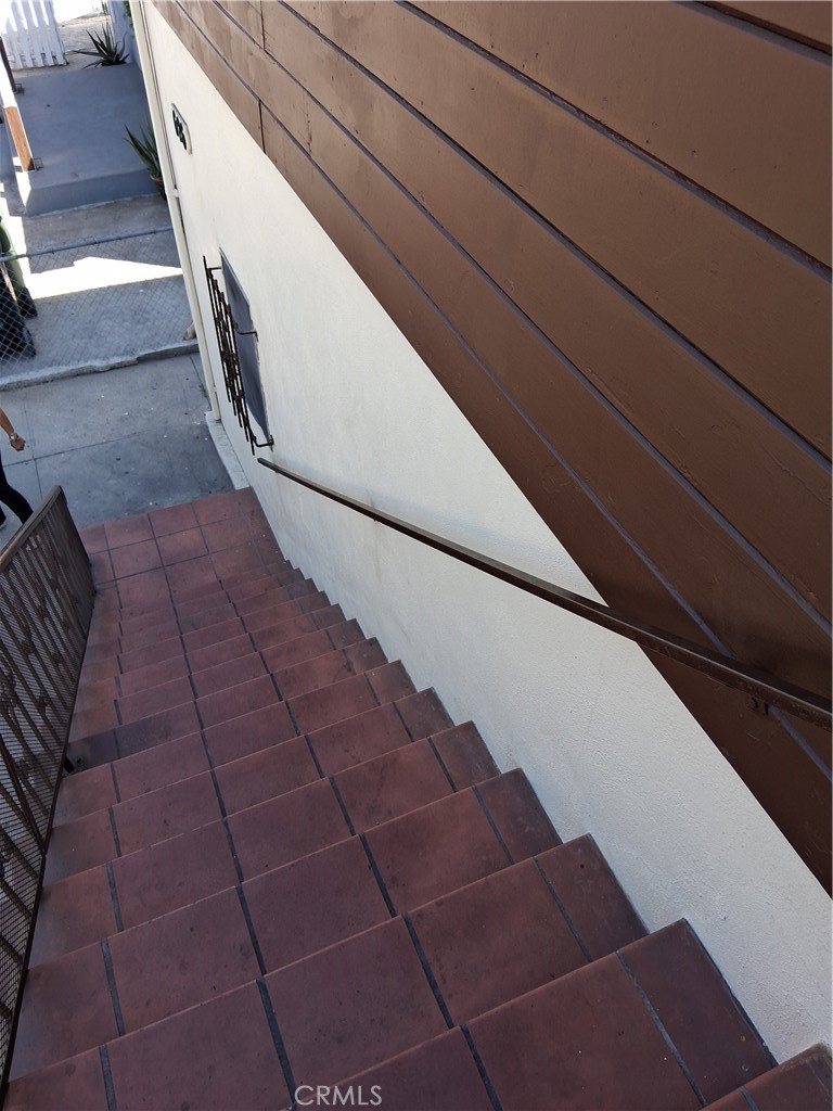 626 W Century Property Photo 9
