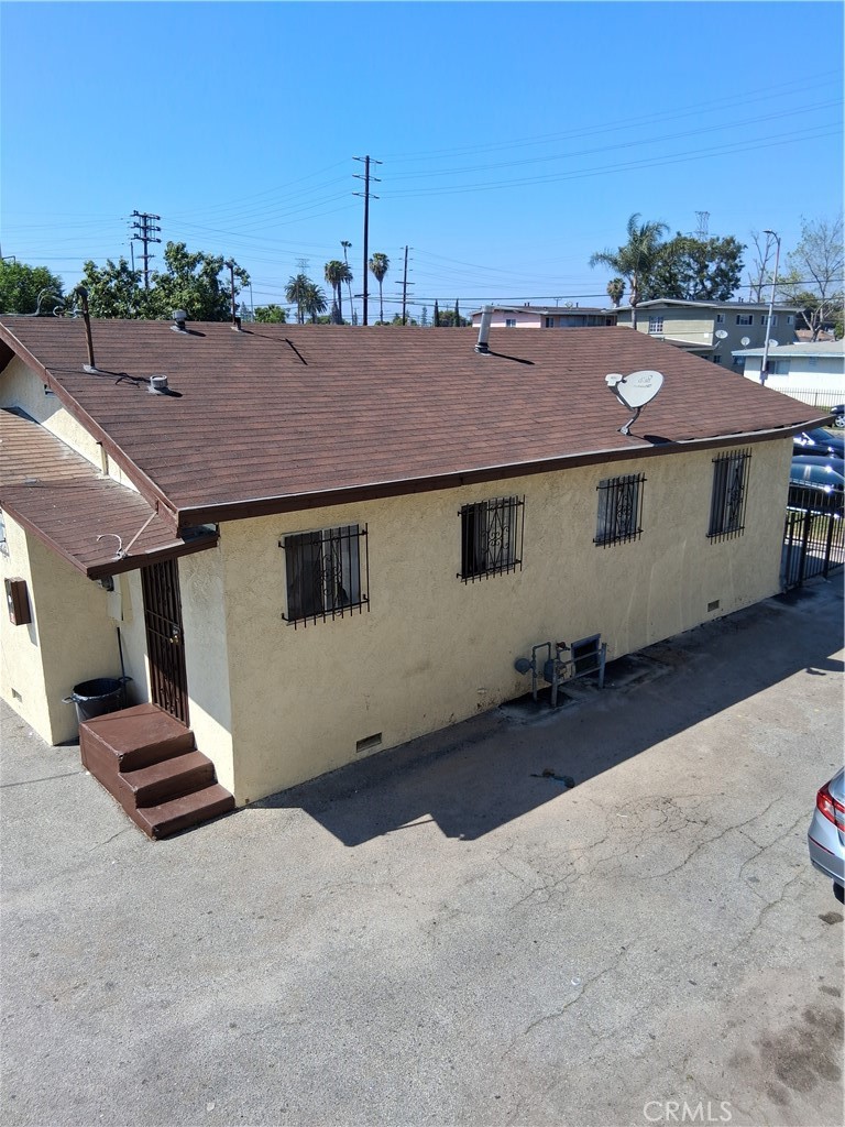 626 W Century Property Photo 10
