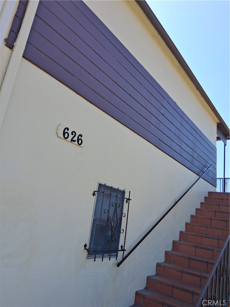 626 W Century Property Photo 16