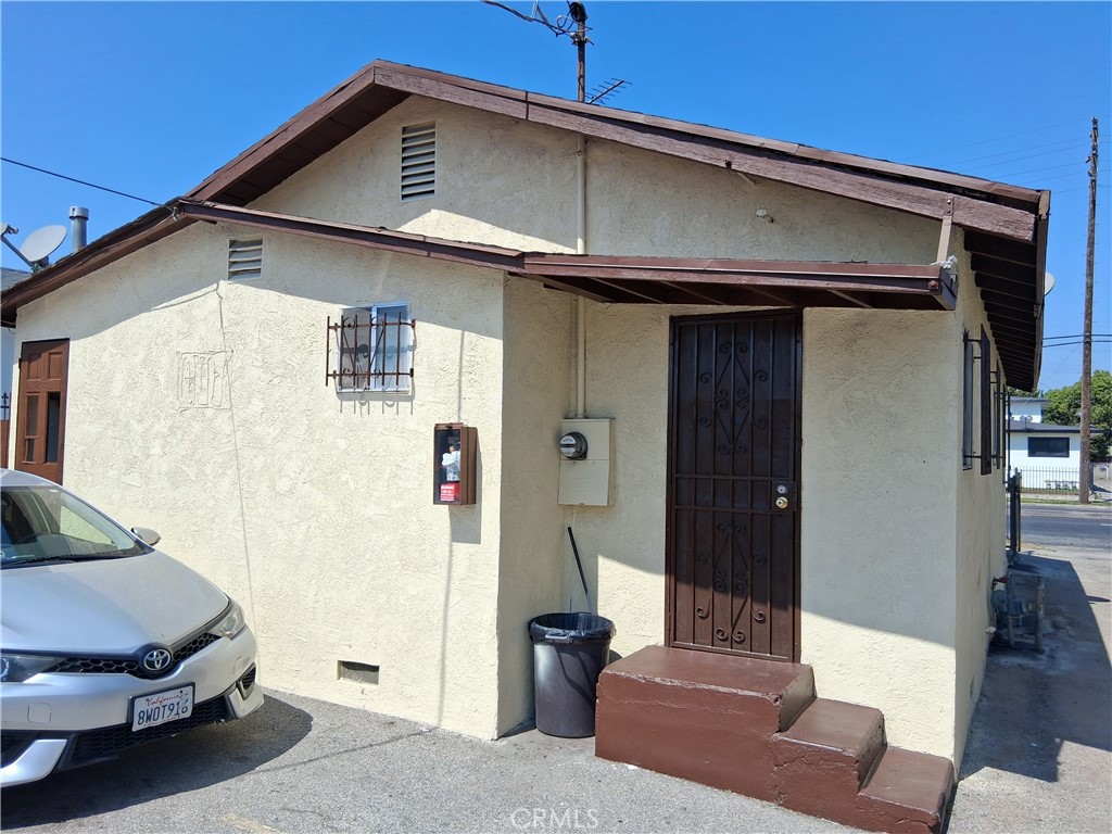 626 W Century Property Photo 29