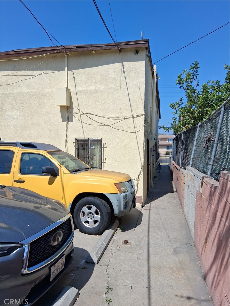 626 W Century Property Photo 31