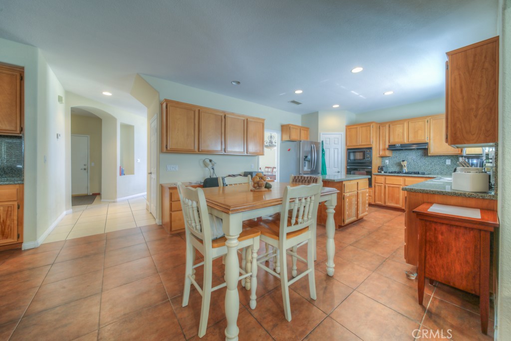 1829 Newcastle Property Photo 8