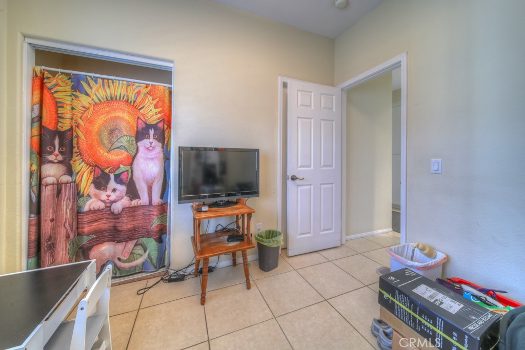 1829 Newcastle Property Photo 19