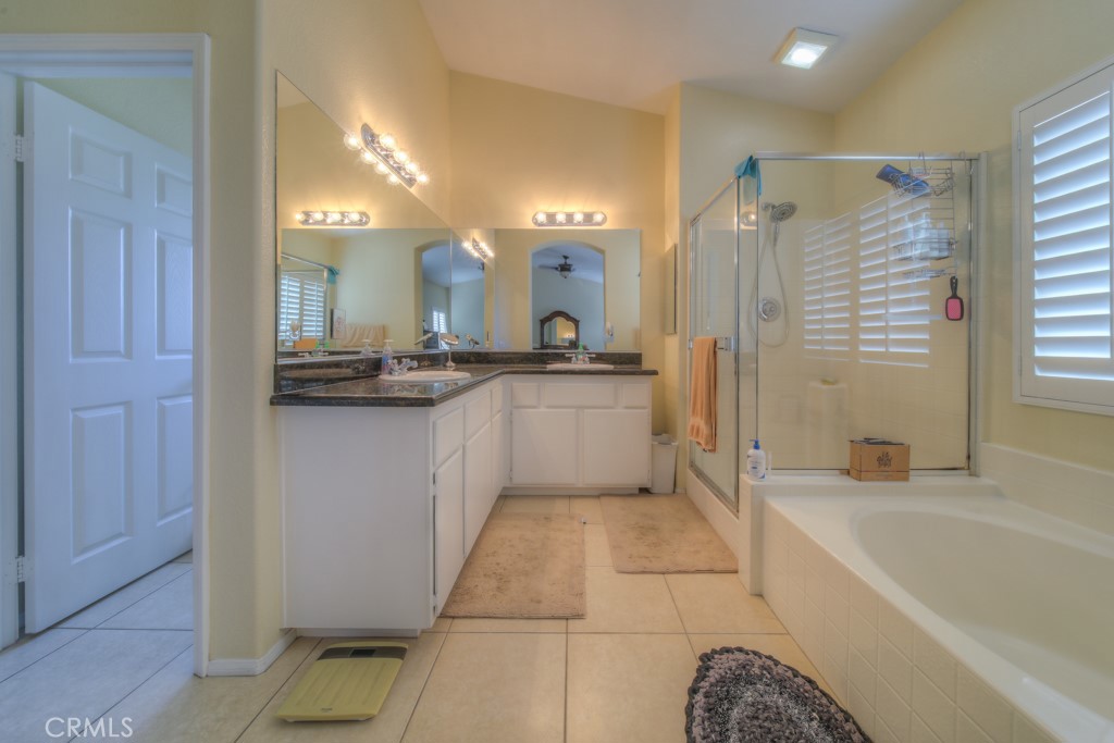 1829 Newcastle Property Photo 29