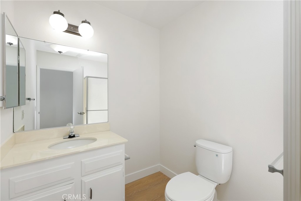 2386 Via Mariposa W 2b Property Photo 17