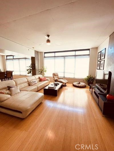 1111 S Grand 1015 Property Photo 11