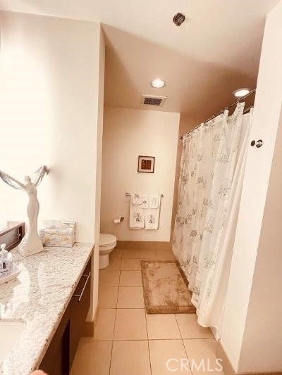 1111 S Grand 1015 Property Photo 22