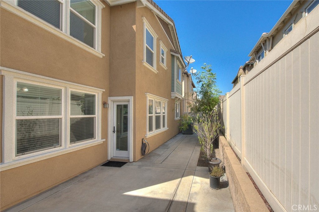 14587 Baylor Avenue Property Photo 42