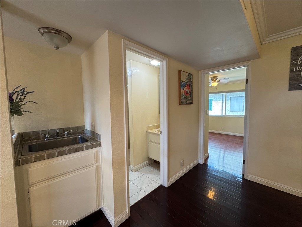 1620 S 5th F Property Photo 15