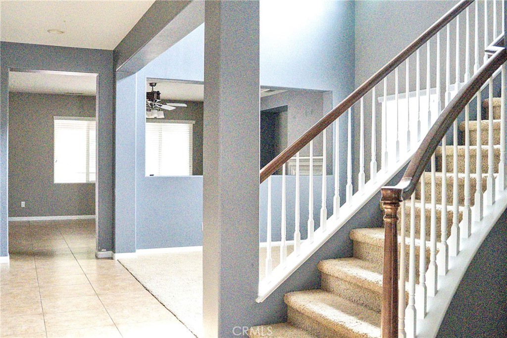 1373 Aztec Court Property Photo 8