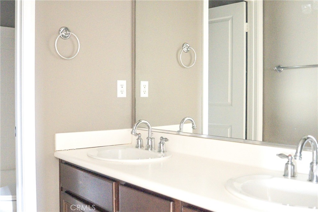 1373 Aztec Court Property Photo 42