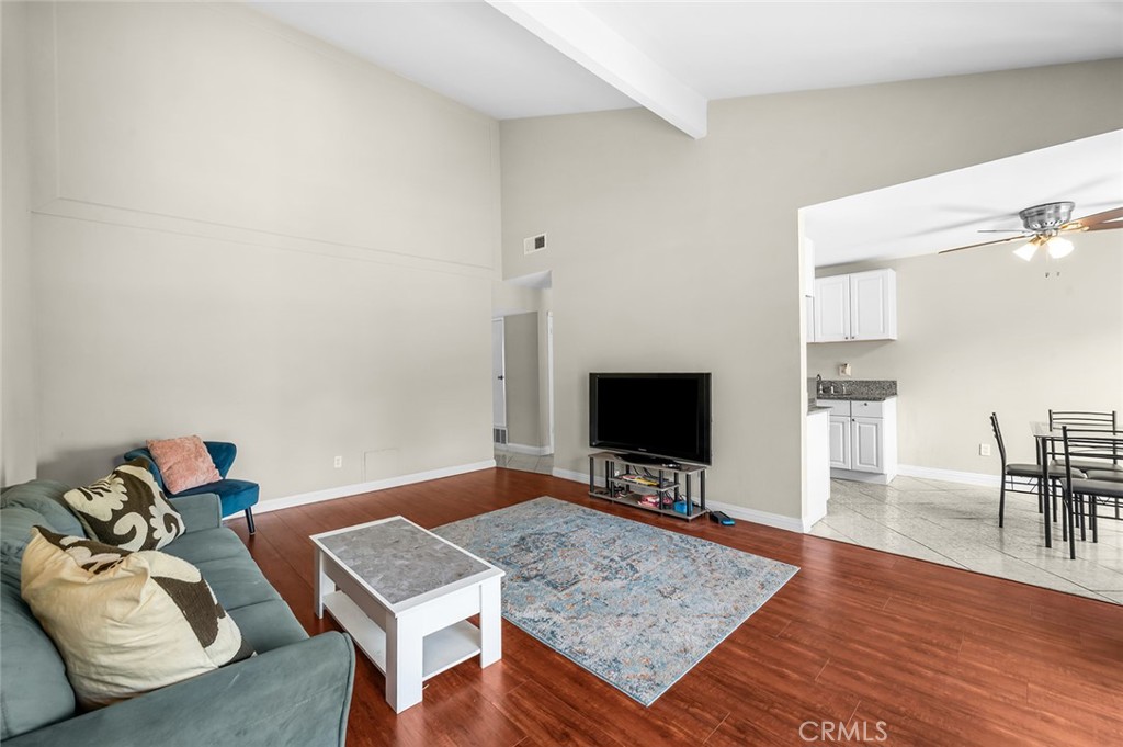 700 W La Veta C6 Property Photo 4