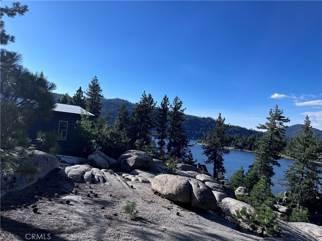831 Cove Drive Property Photo 10