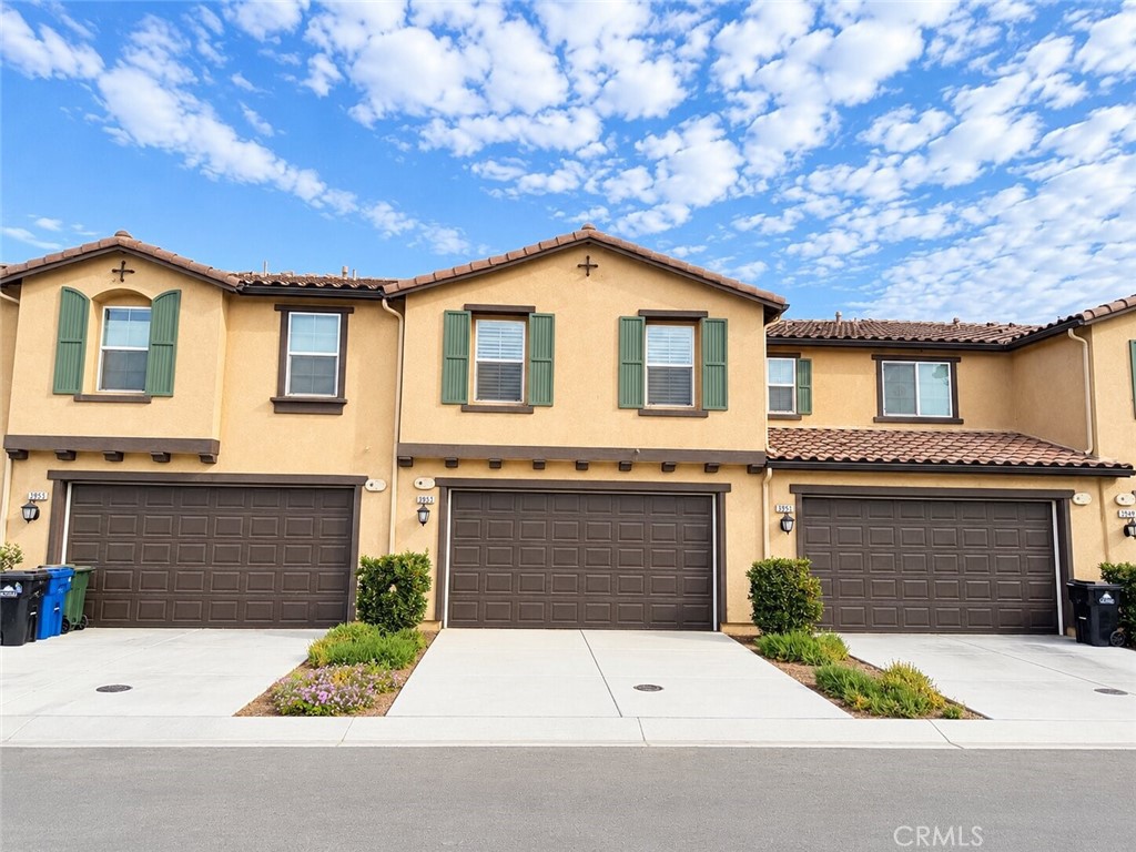 3953 E Rincon Property Photo 1