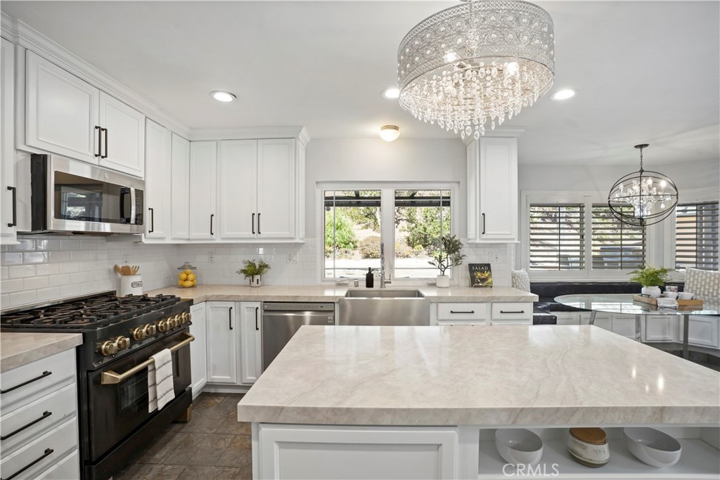 13049 Sunny Lane Property Photo 15