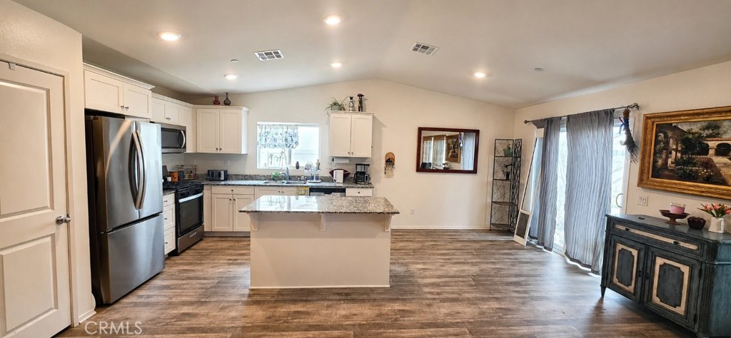 377 White Gate Property Photo 2