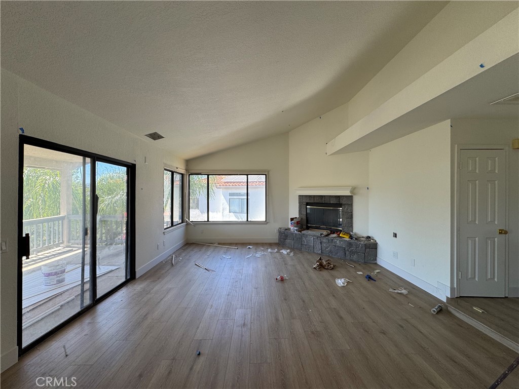 29300 Mammoth Place Property Photo 10