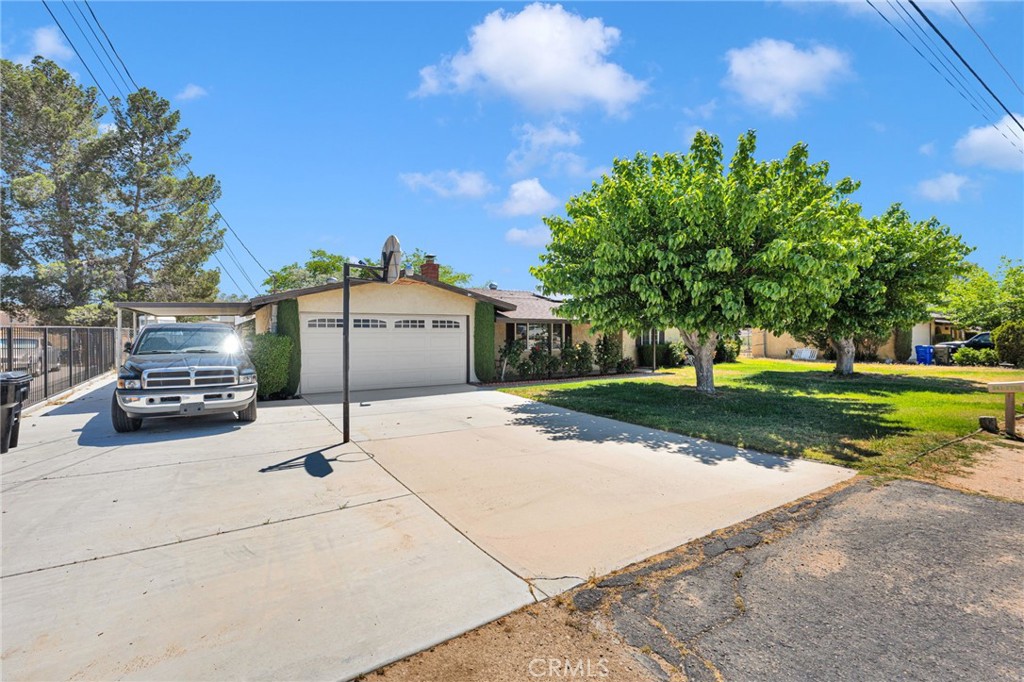 15413 Don Roberto Property Photo 3