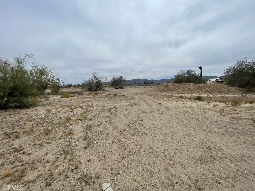 25550 Kaiser Property Photo 7