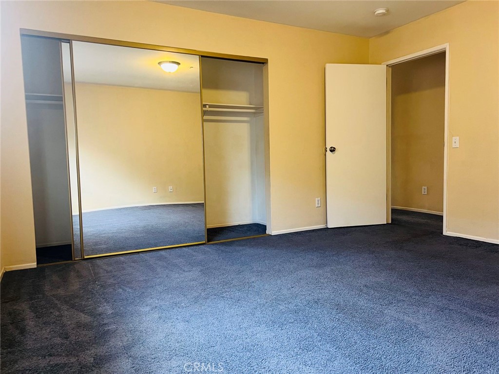 15544 -1 Esther St. Property Photo 2