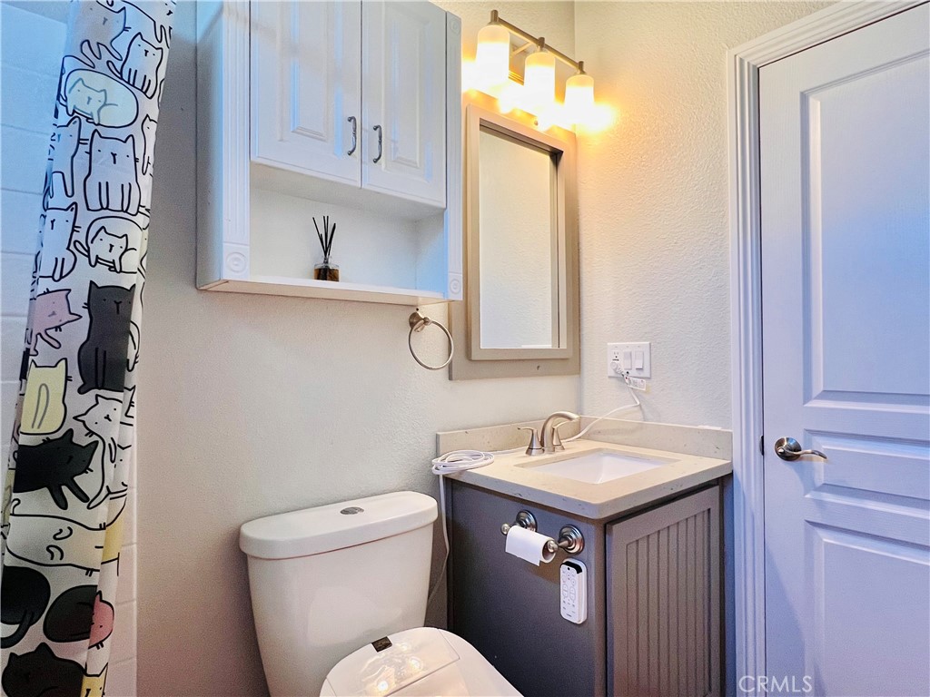 1560 S Otterbein Avenue 5 Property Photo 20