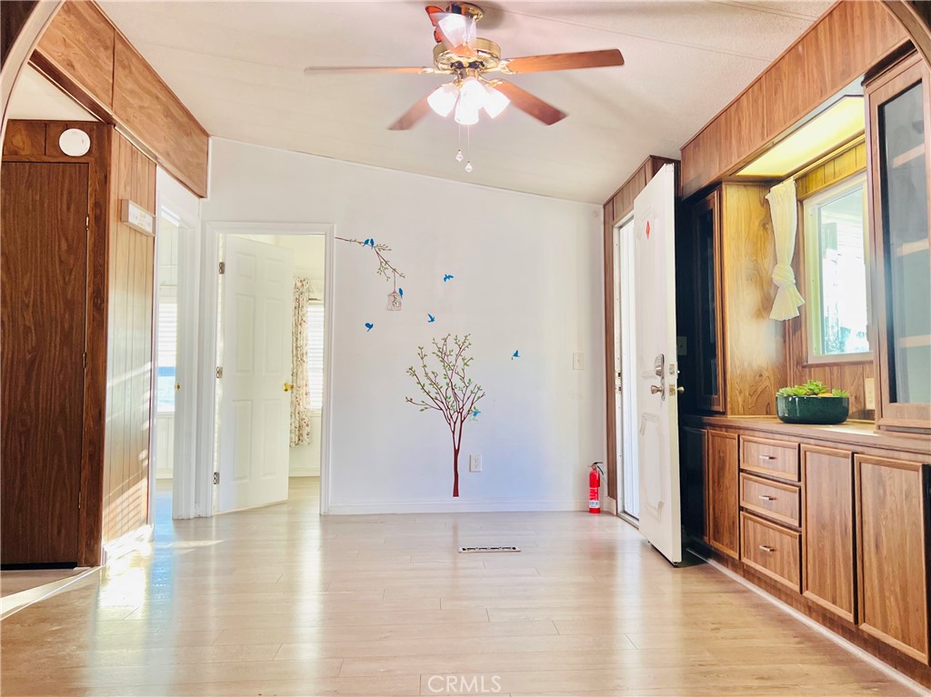 1560 S Otterbein Avenue 178 Property Photo 4