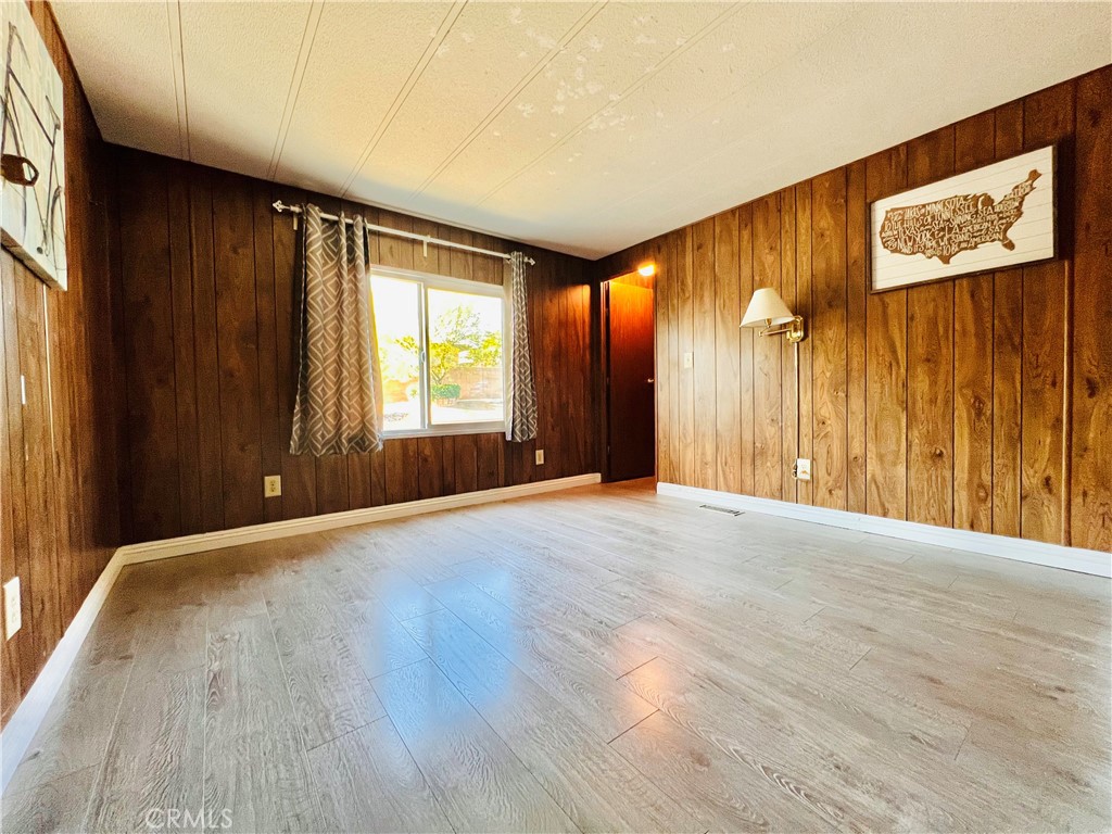 1560 S Otterbein Avenue 178 Property Photo 24
