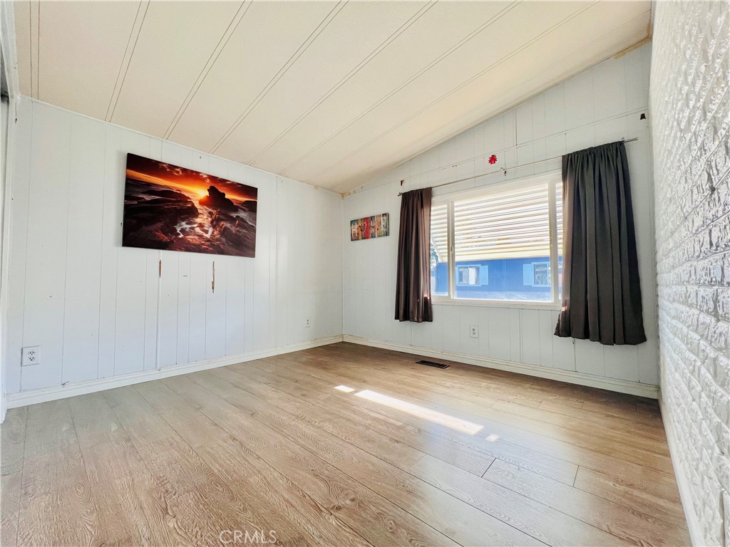 1560 S Otterbein Avenue 178 Property Photo 27
