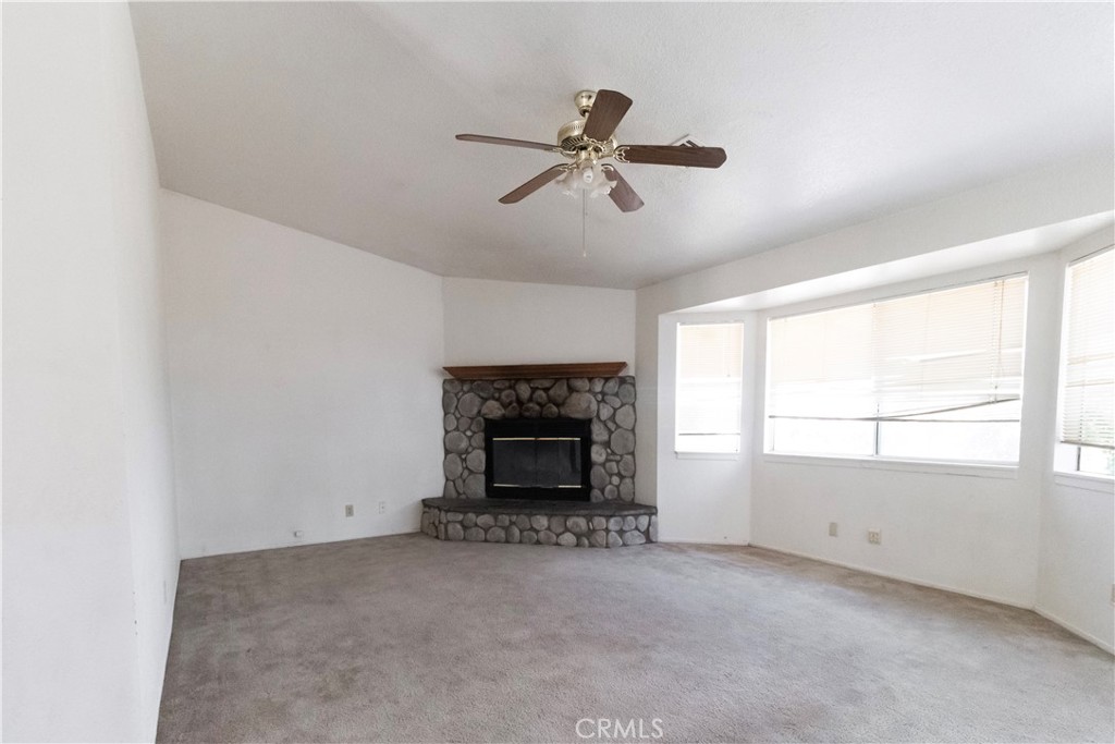 32303 Sapphire Road Property Photo 3