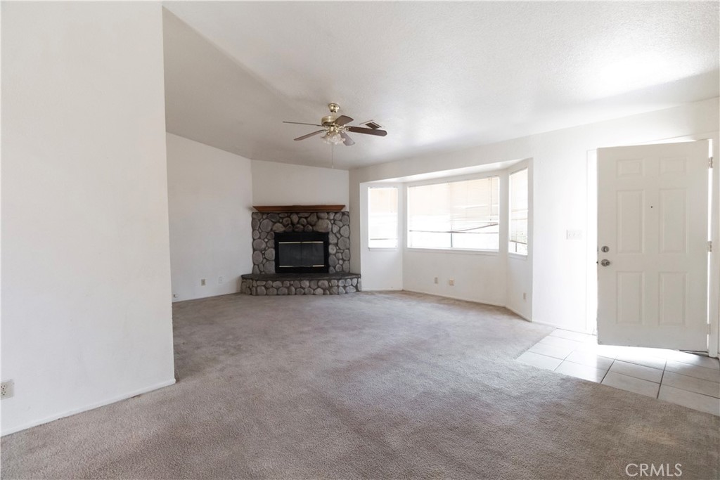32303 Sapphire Road Property Photo 4