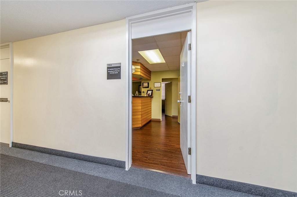4305 Torrance Boulevard 306 Property Photo 4