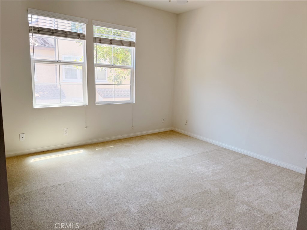 32 Perennial Property Photo 22