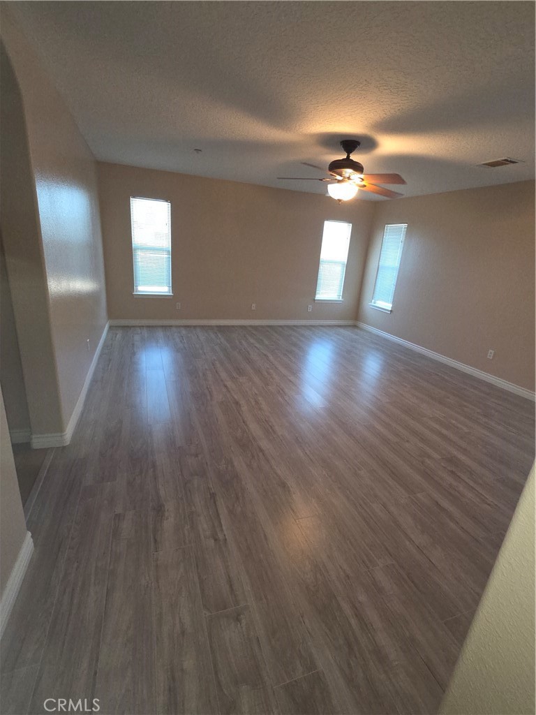10141 Rochester Property Photo 8