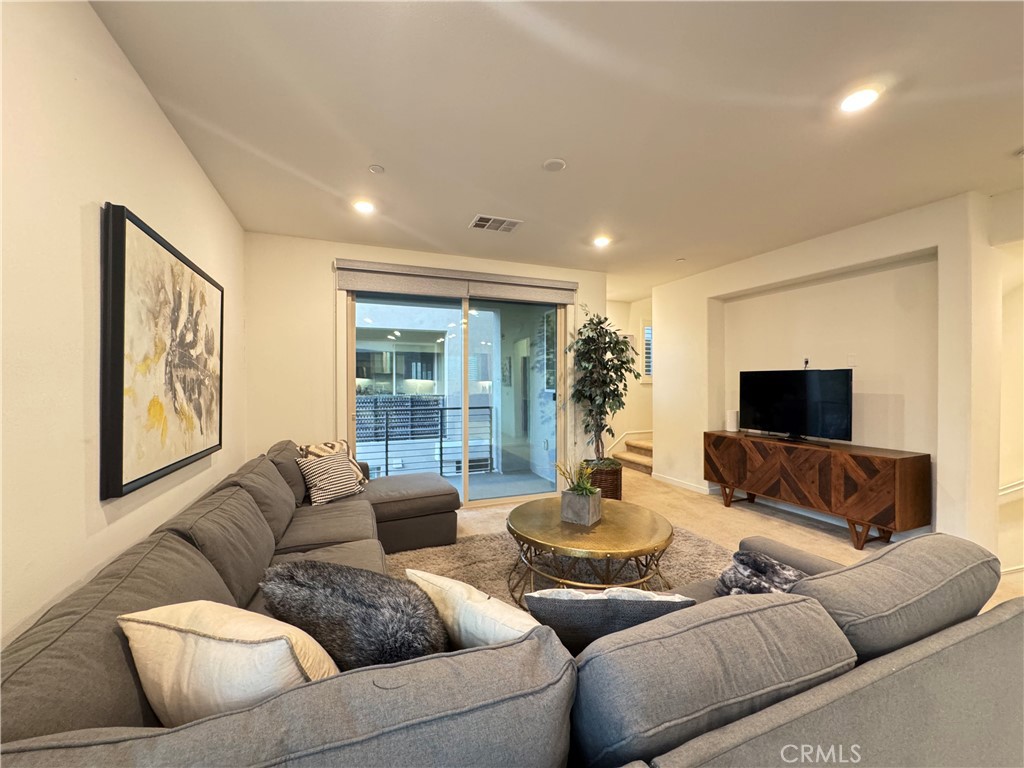 179 Cadence Property Photo 17