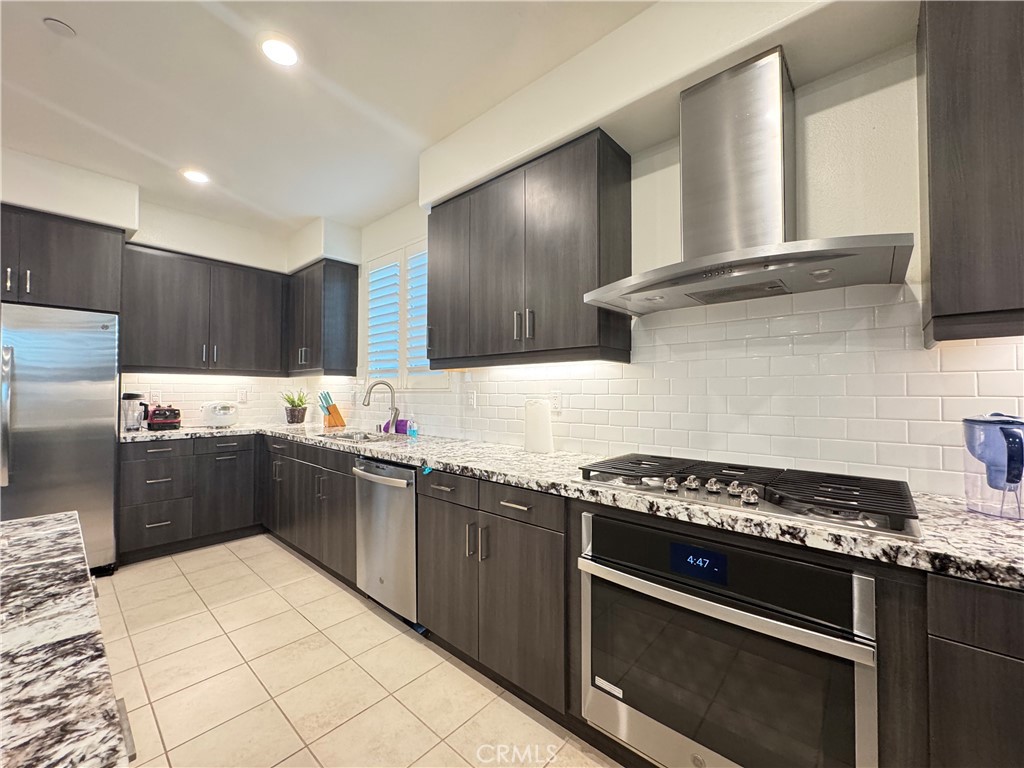 179 Cadence Property Photo 26