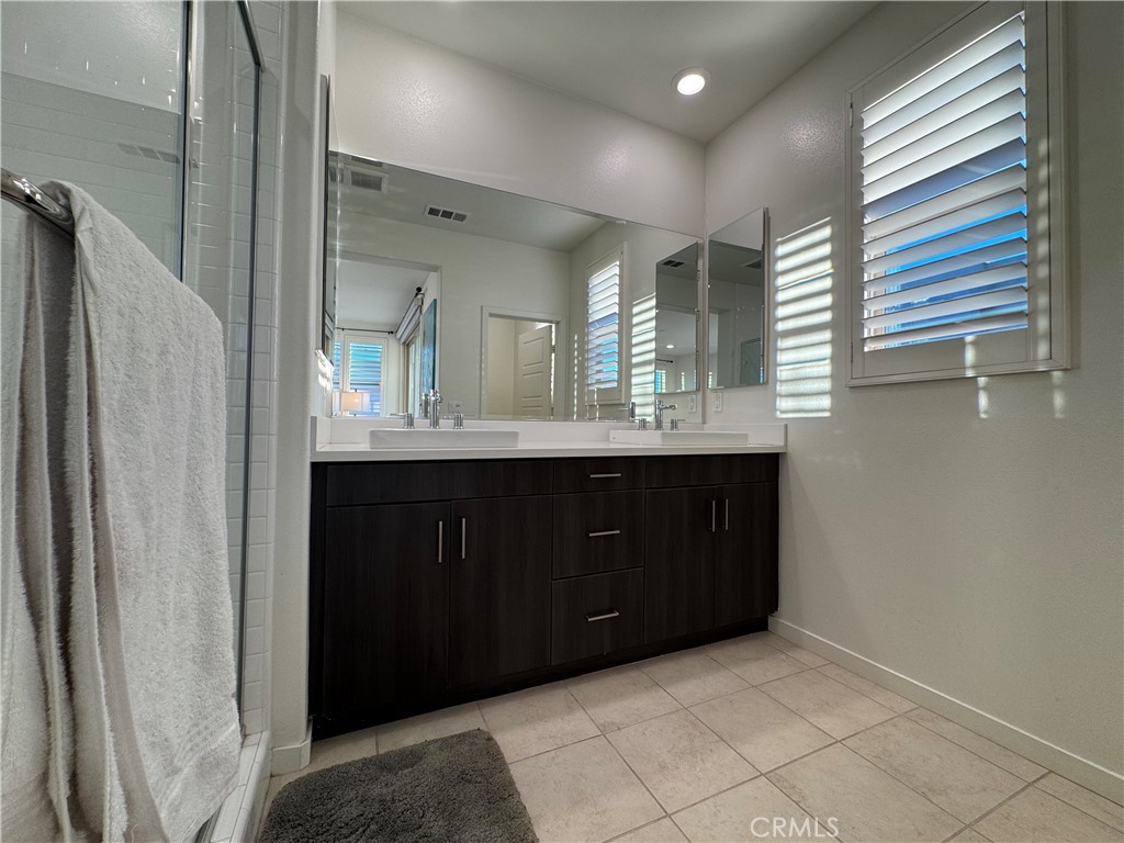 179 Cadence Property Photo 33