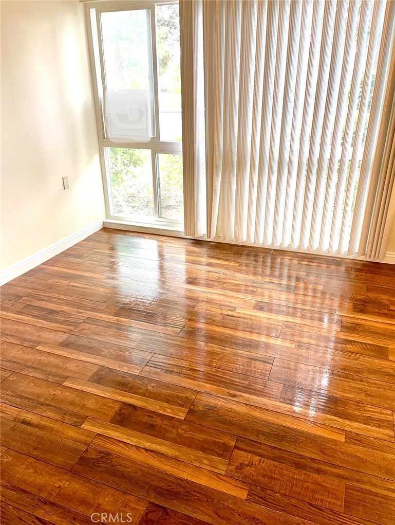 2111 Via Puerta D Property Photo 8