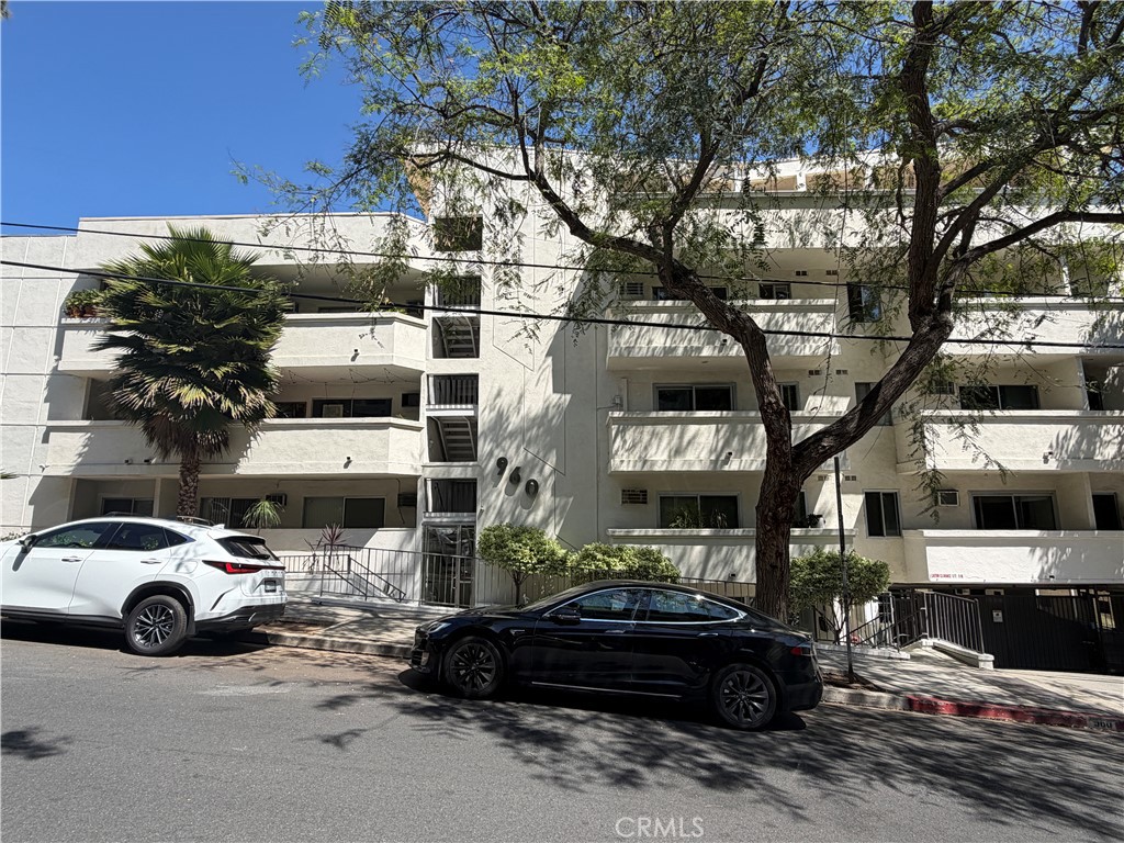 960 Larrabee Property Photo 1