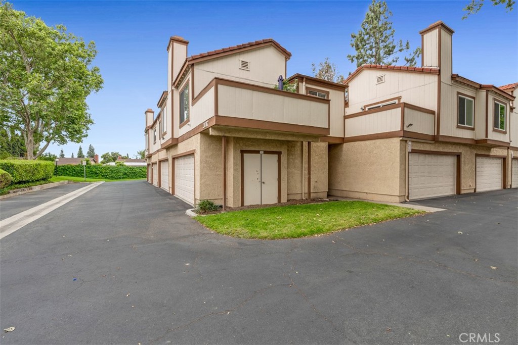 2017 S Campus F Property Photo 1