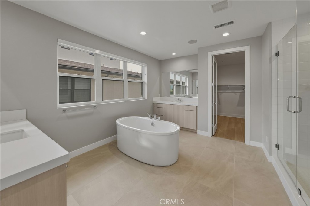 11800 Hillsborough Property Photo 20