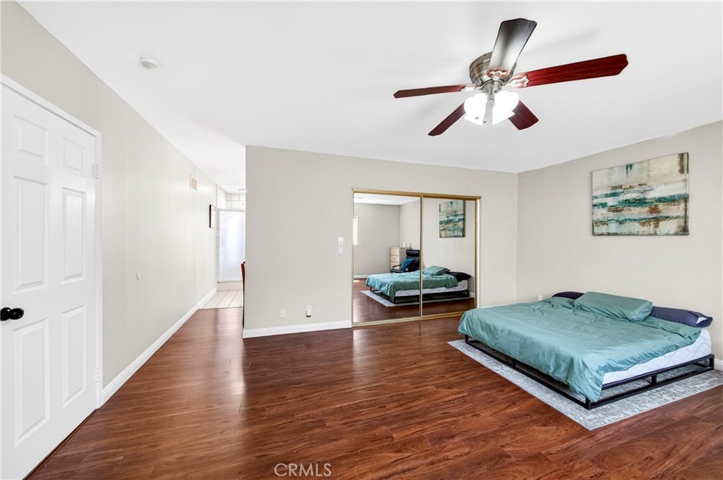 9914 Tweedy Lane C Property Photo 20