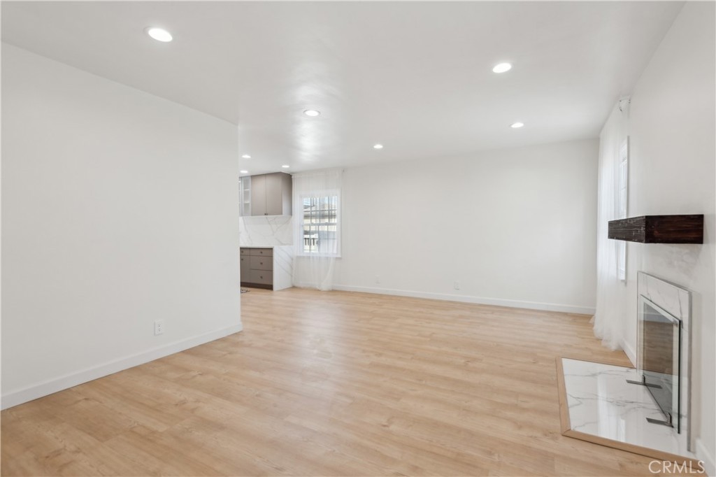 703 Avenue D Property Photo 5