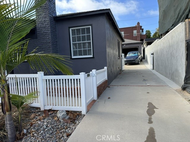 703 Avenue D Property Photo 23