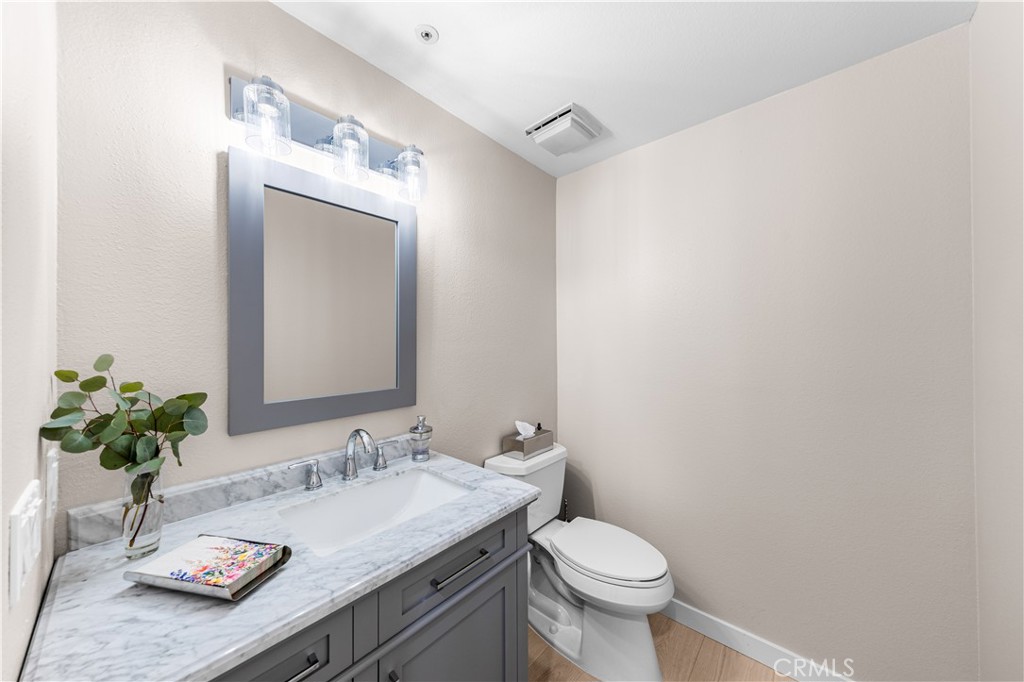 2537 Orange Avenue D Property Photo 10