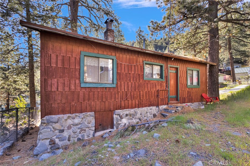 2054 E Canyon Property Photo 5