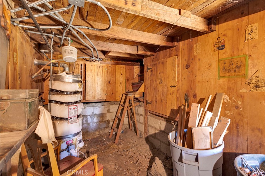 2054 E Canyon Property Photo 32