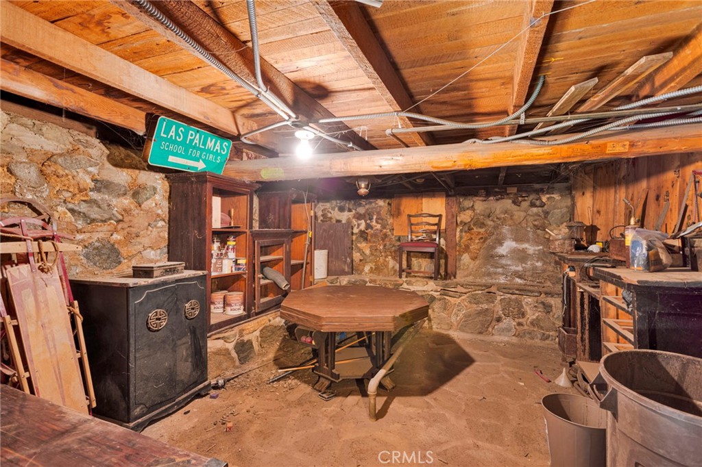 2054 E Canyon Property Photo 35
