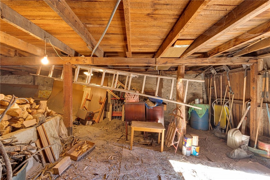 2054 E Canyon Property Photo 36