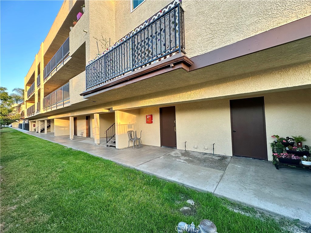 4212 La Rica Property Photo 6