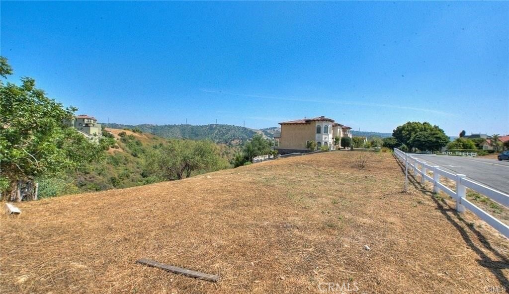 2690 Indian Creek Rd Property Photo 6